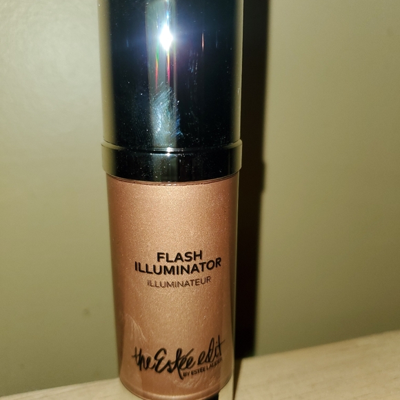 BNIB Estée Edit by Estée Lauder Flash Illuminator - Picture 2 of 2